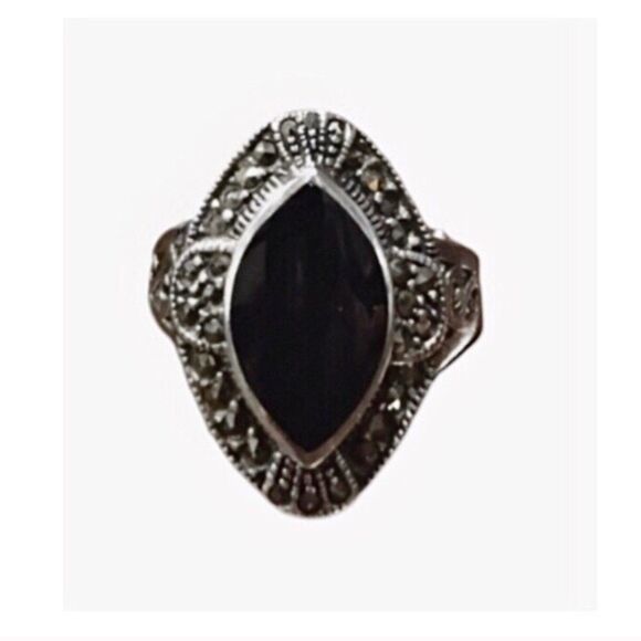 Vintage Marquise Cut Black Onyx Cabochon Sterling Silver & Marcasite Ring Sz 9.5 - Picture 4 of 13